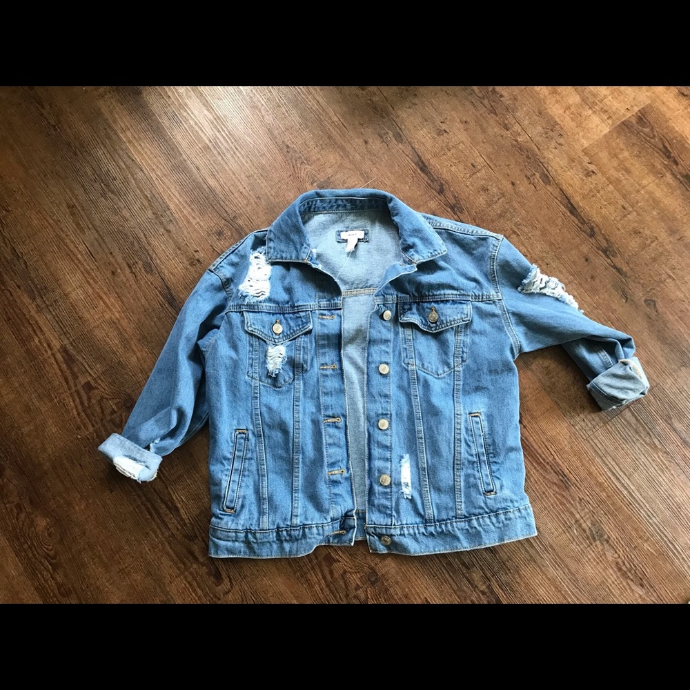 Forever 21 new ripped Jean jacket